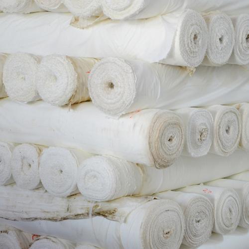供应各种规格涤纶化纤白布 白坯布